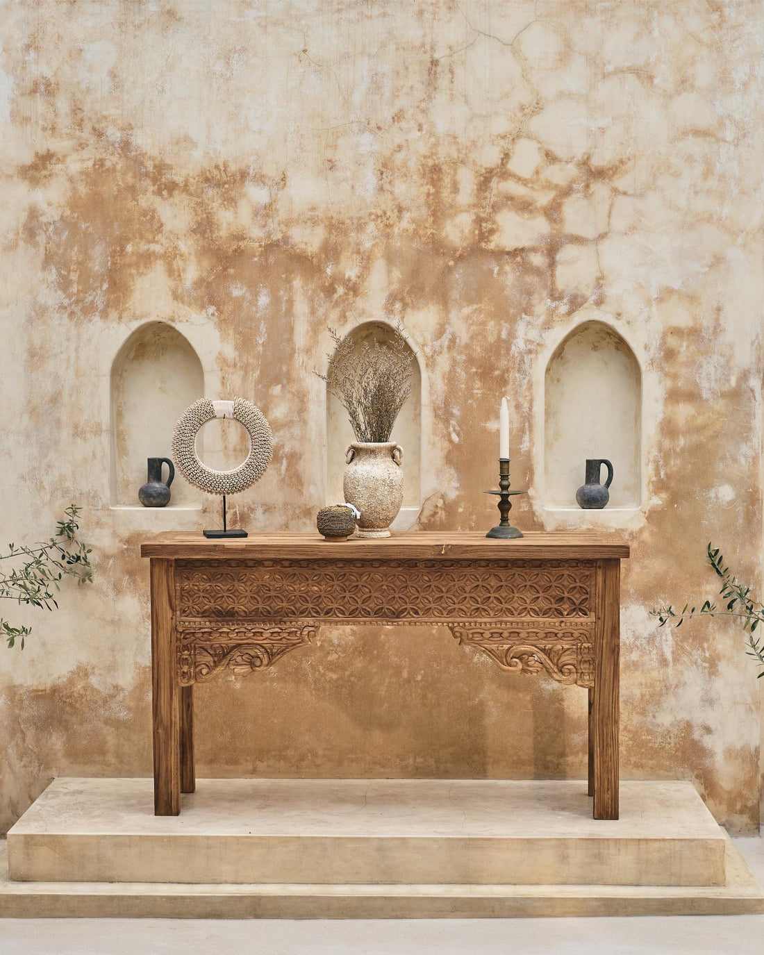 Cantik Carved Side Board Console Table