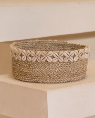 Seagrass Round Basket with shell border, S, M L