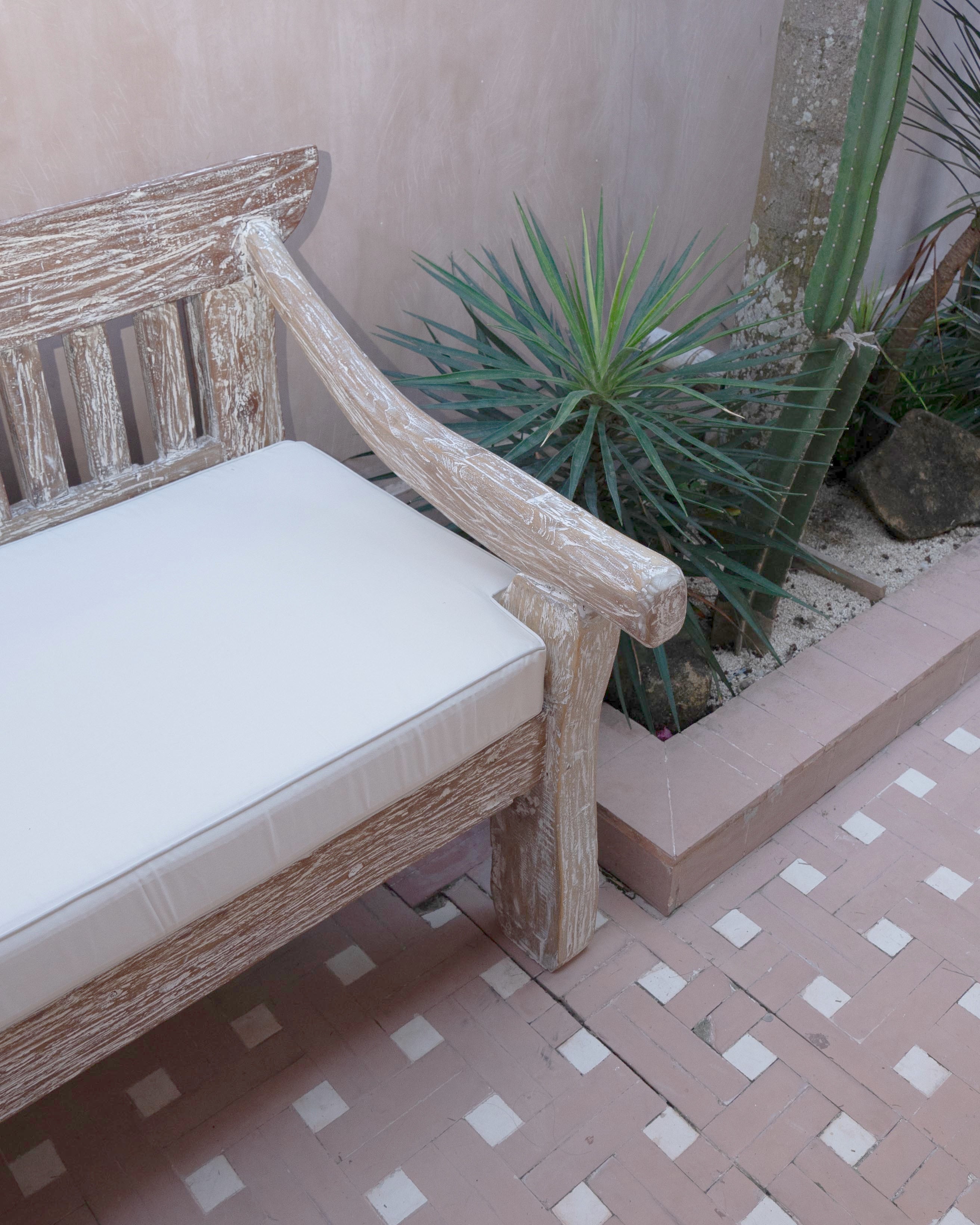 Sayang Whitewash Teak Carved Daybed