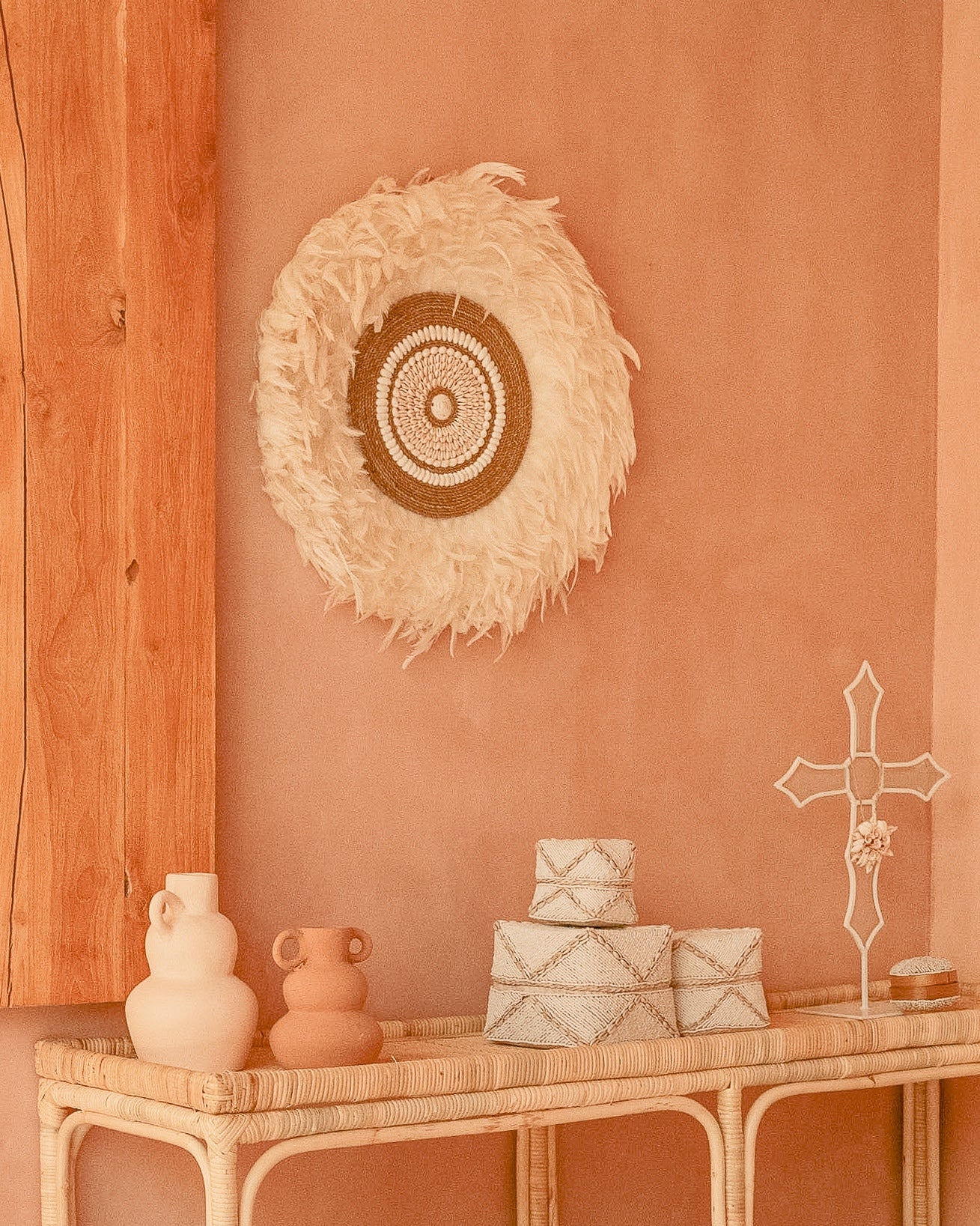 Ayu Feather Juju Hat Wall Decor 2 - White feather &amp; natural cream shell, 60cm