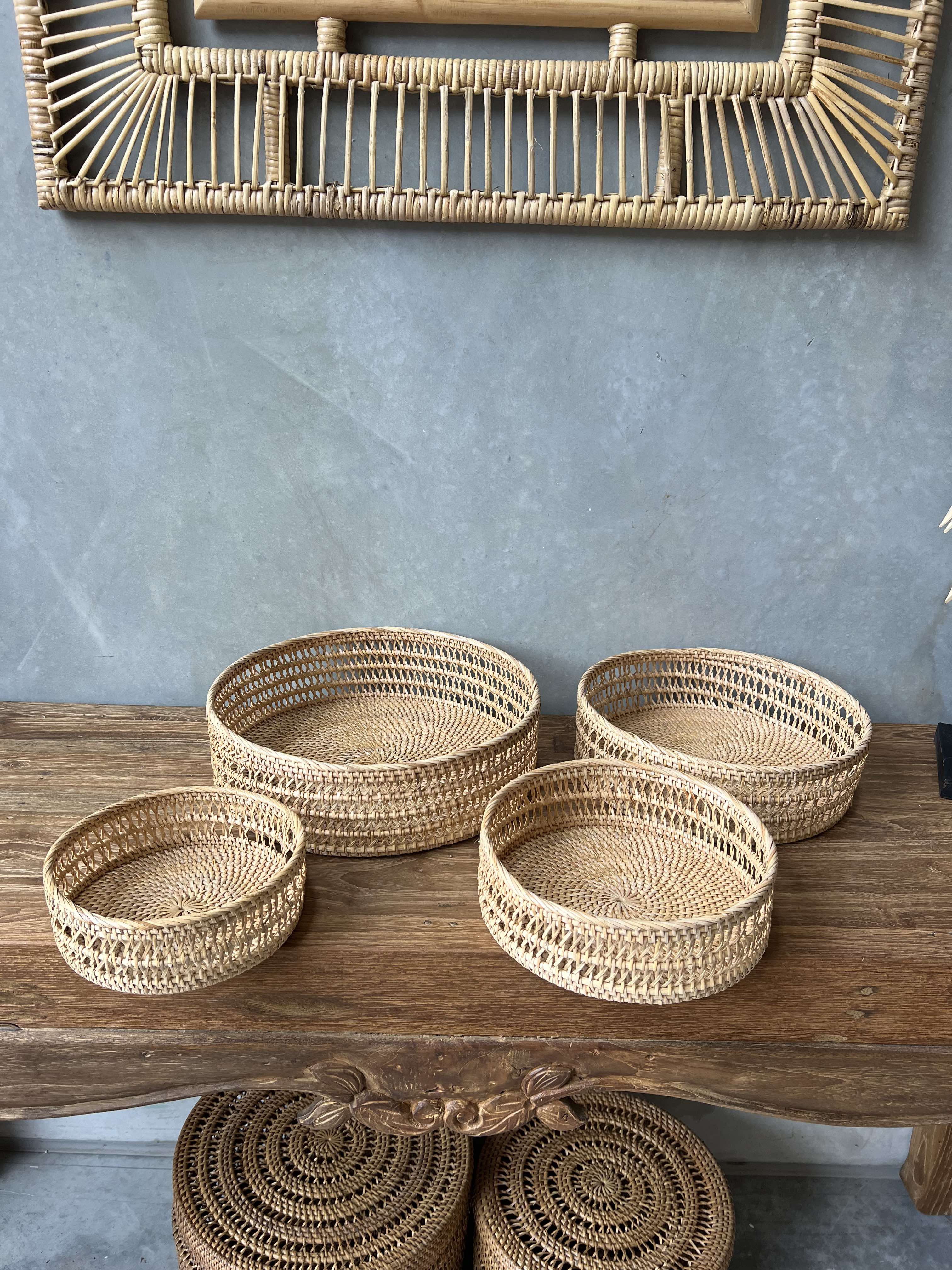 Round Rattan Trays with Woven Edge Design - 4 x sizes