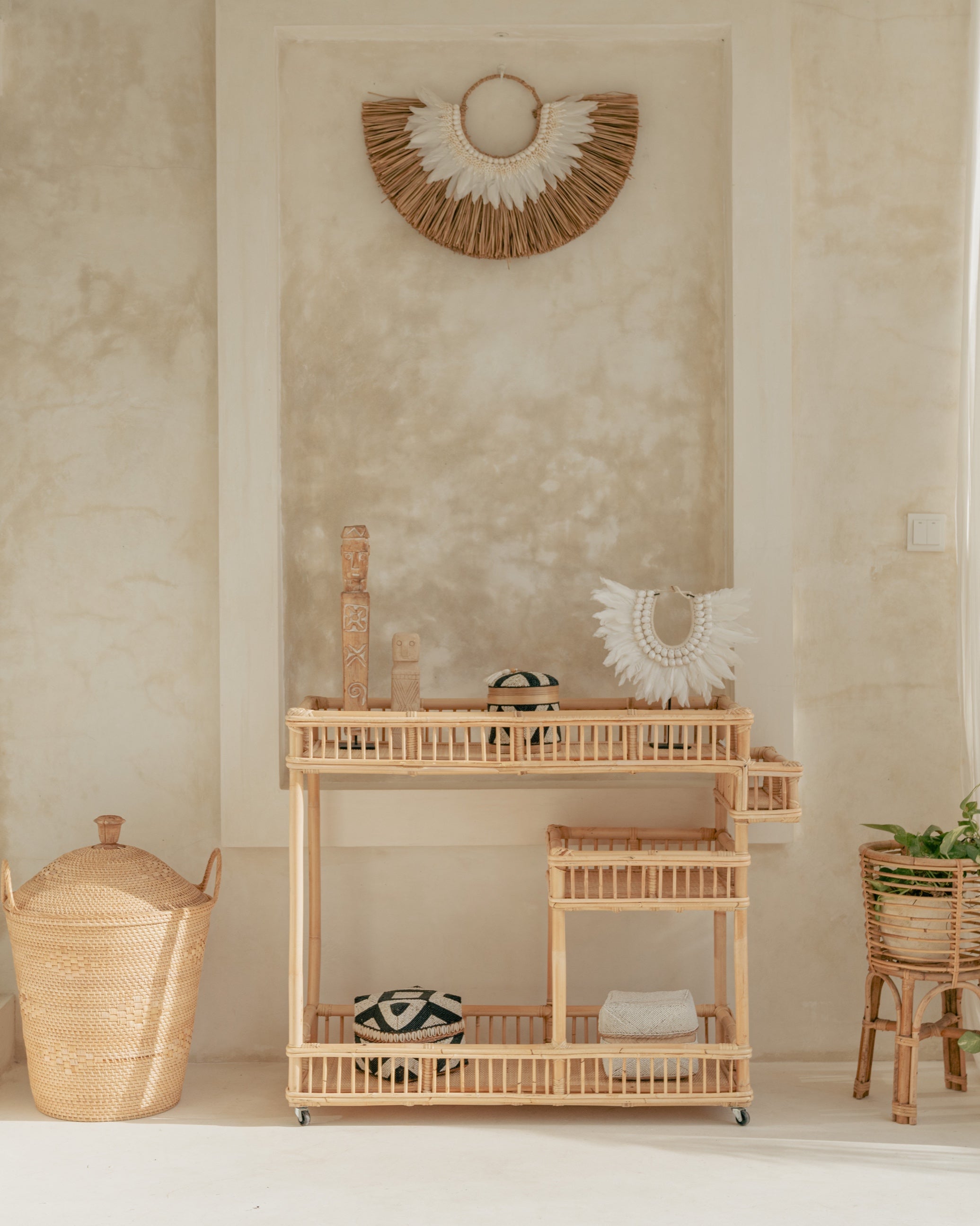 Natural Vase Woven Basket with lid