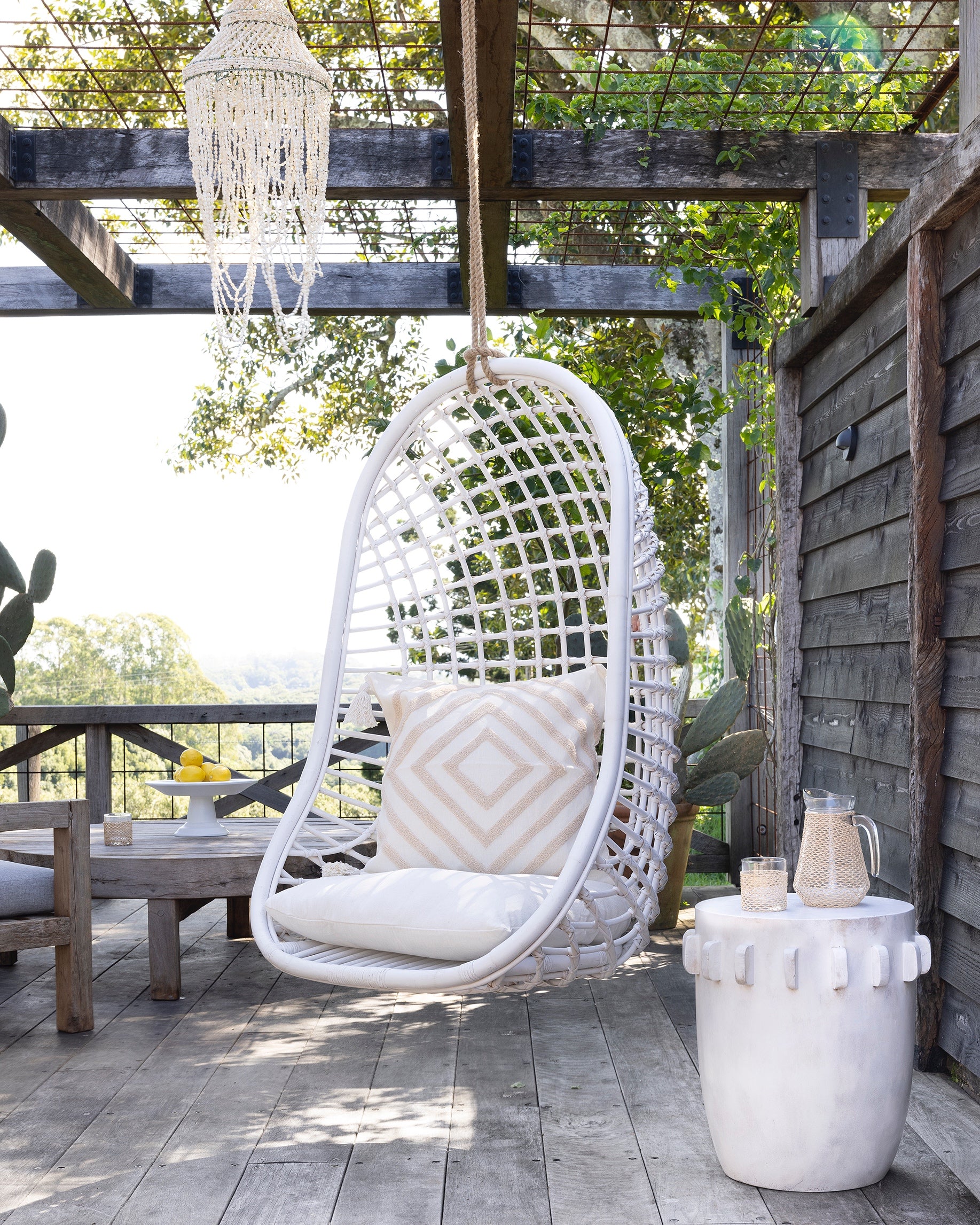 Cinta Hanging Egg Chair - White